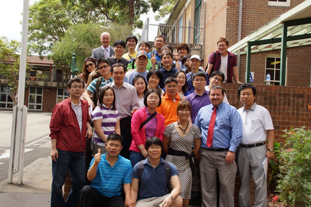 Homebush PS Korean student teacher exchange - Students and teachers group photo
